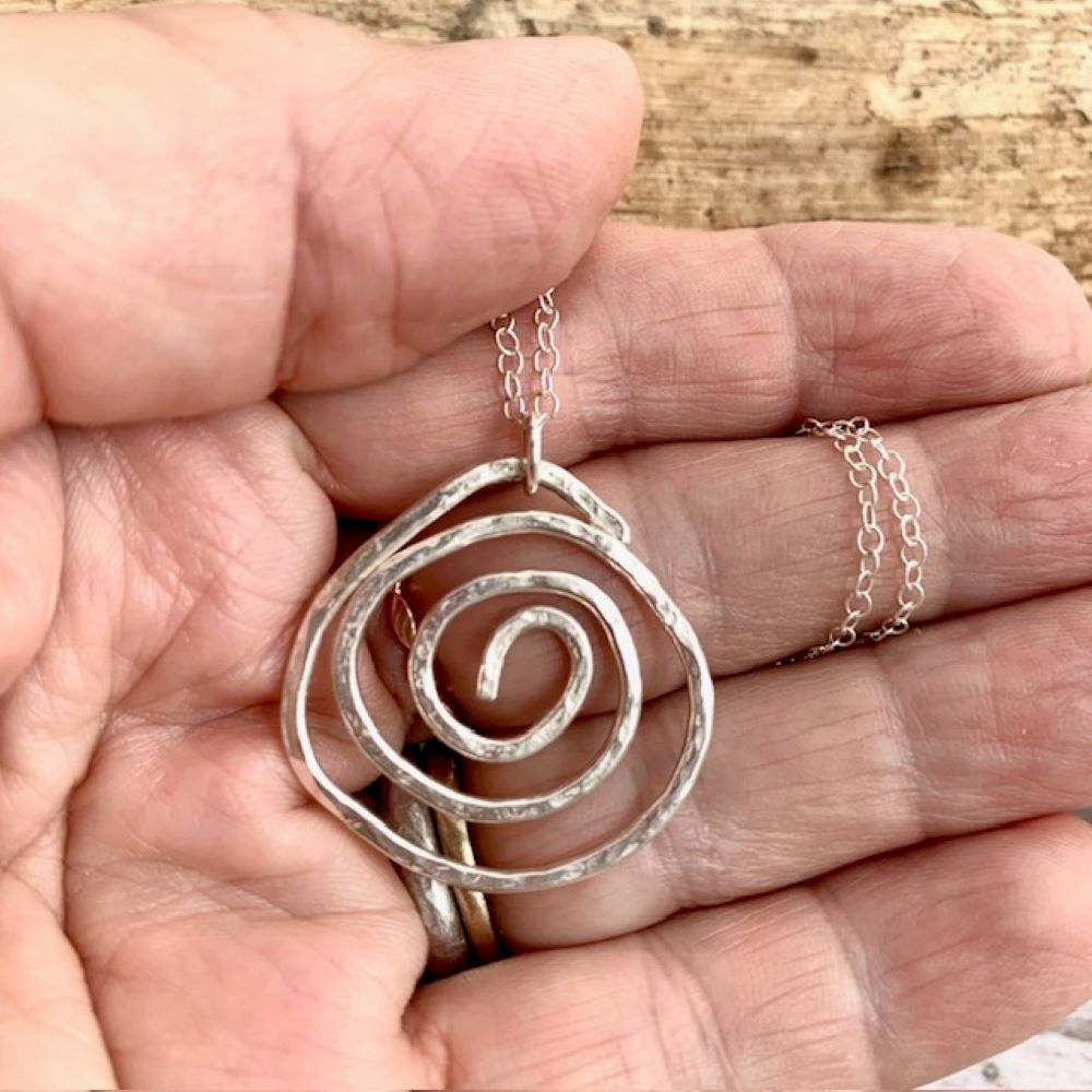 925 Sterling Silver Circle Coil Necklace