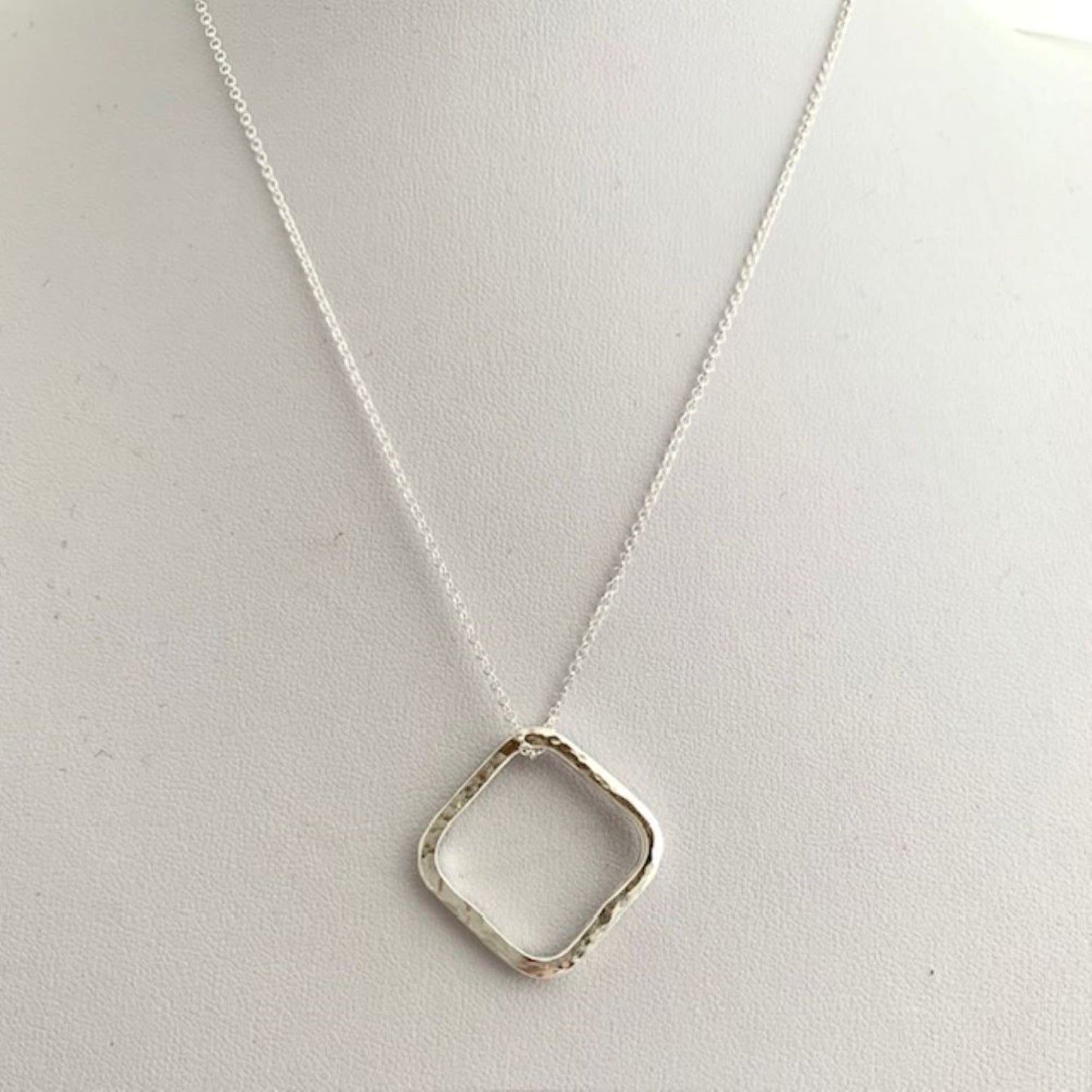 925 Sterling Silver Square Wire Necklace