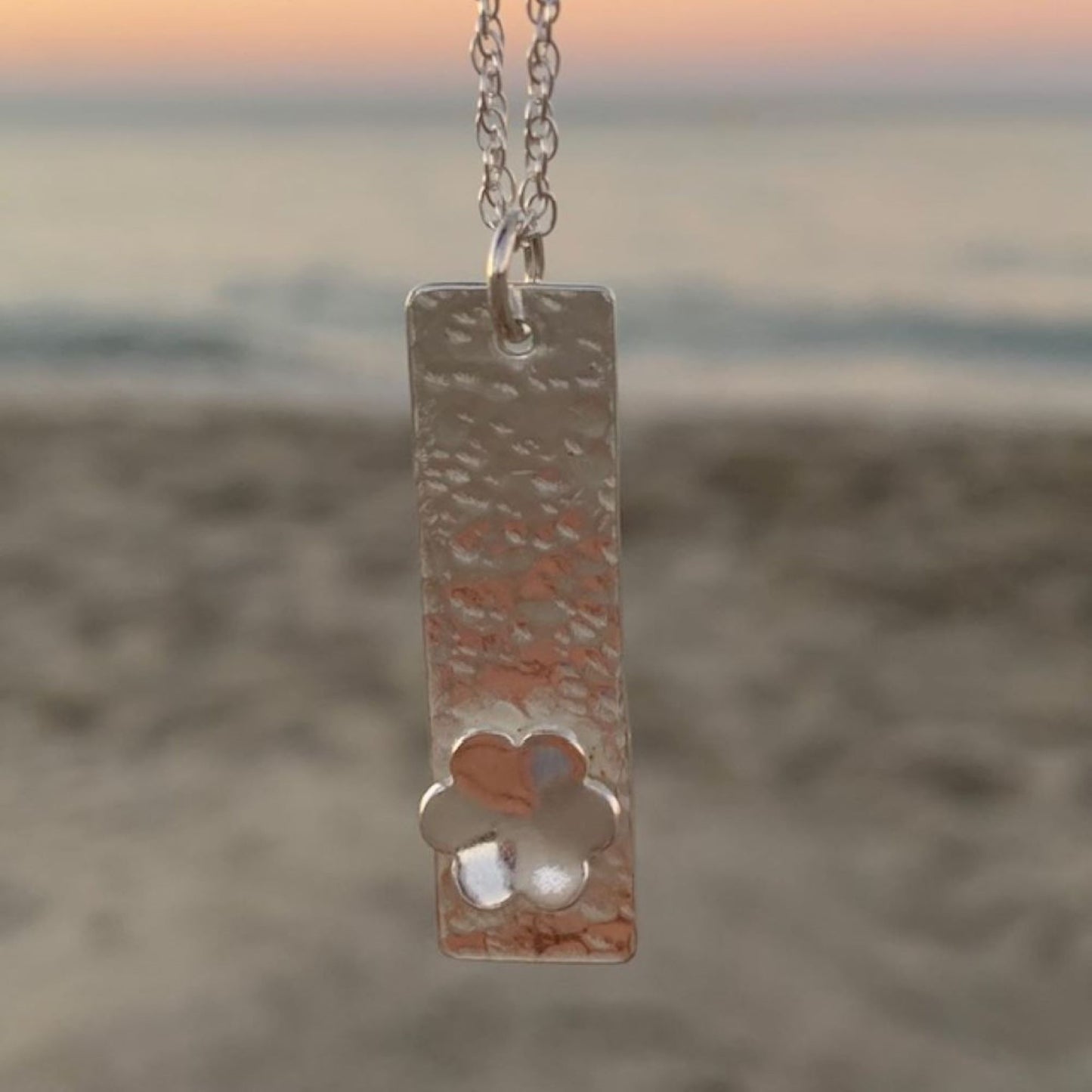 Textured Flower Bar Necklace