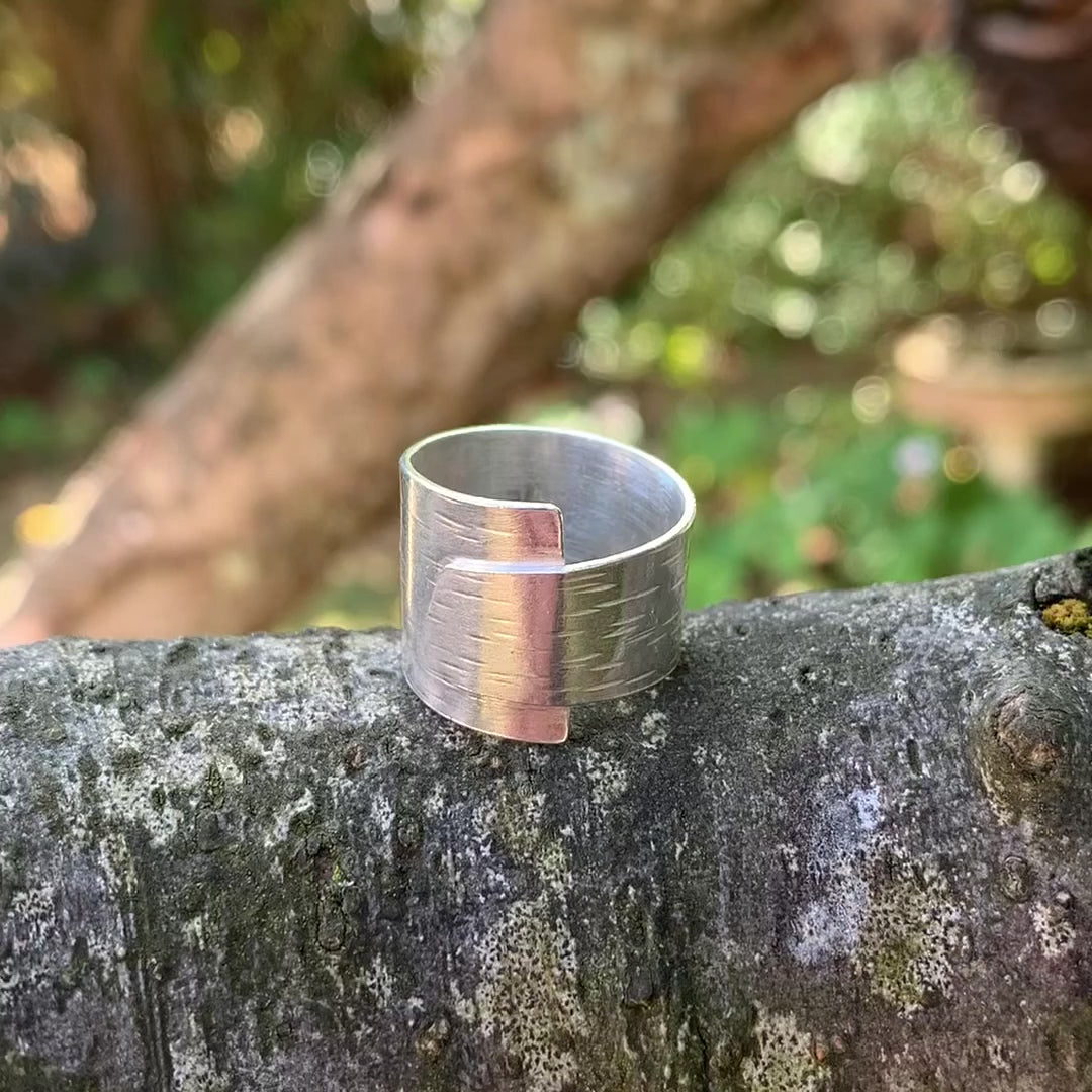 Sterling Silver Line Hammered Wrap Over Ring