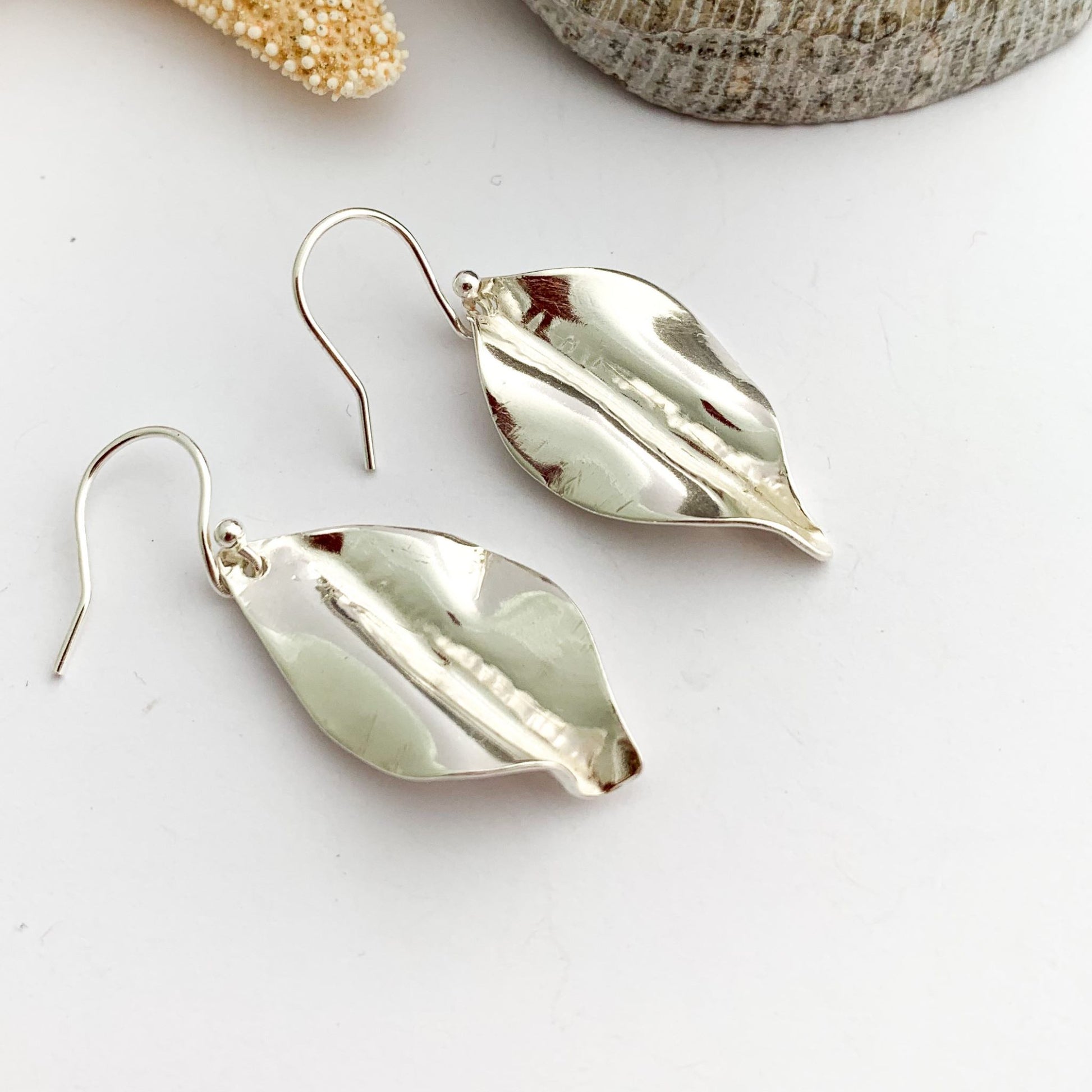 925 Sterling Silver Dangle Leaf Earrings