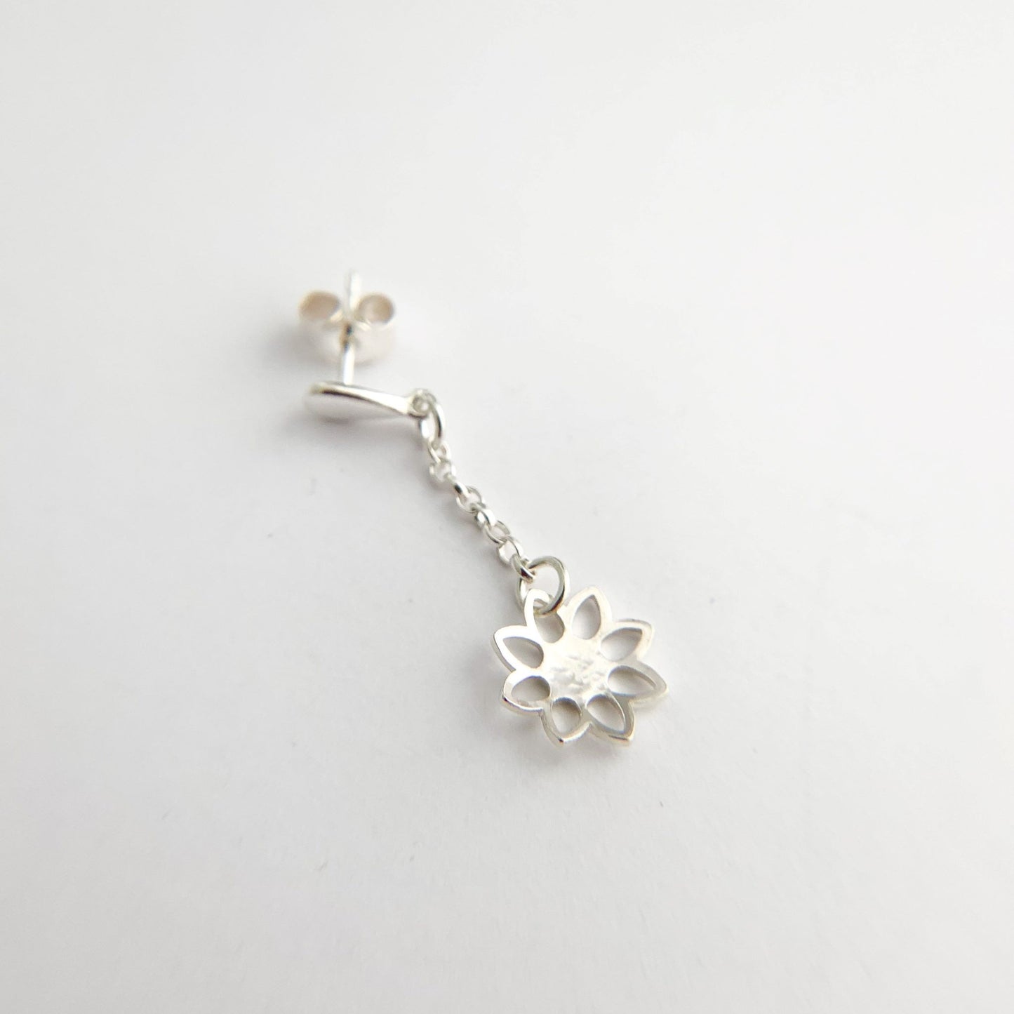 925 Sterling Silver Dangly Flower Stud Earrings