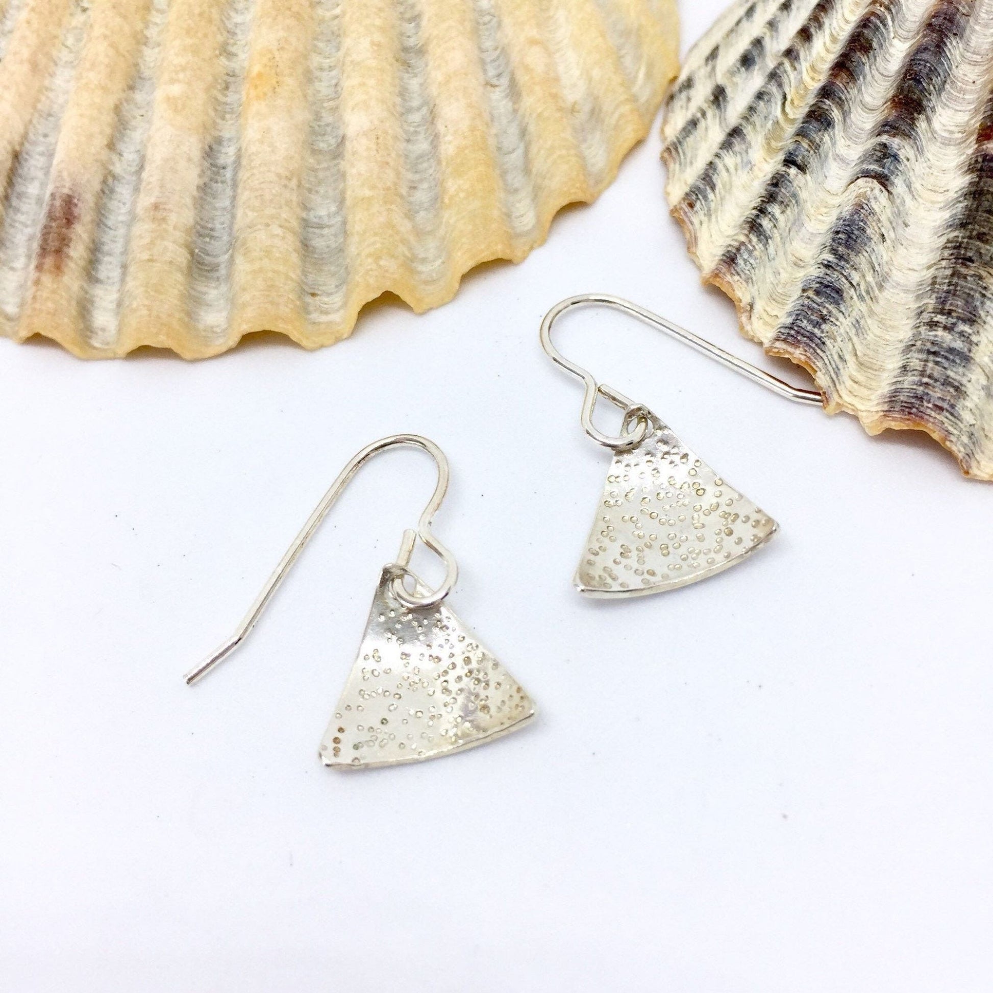 925 Sterling Silver Hammered Triangle Earrings