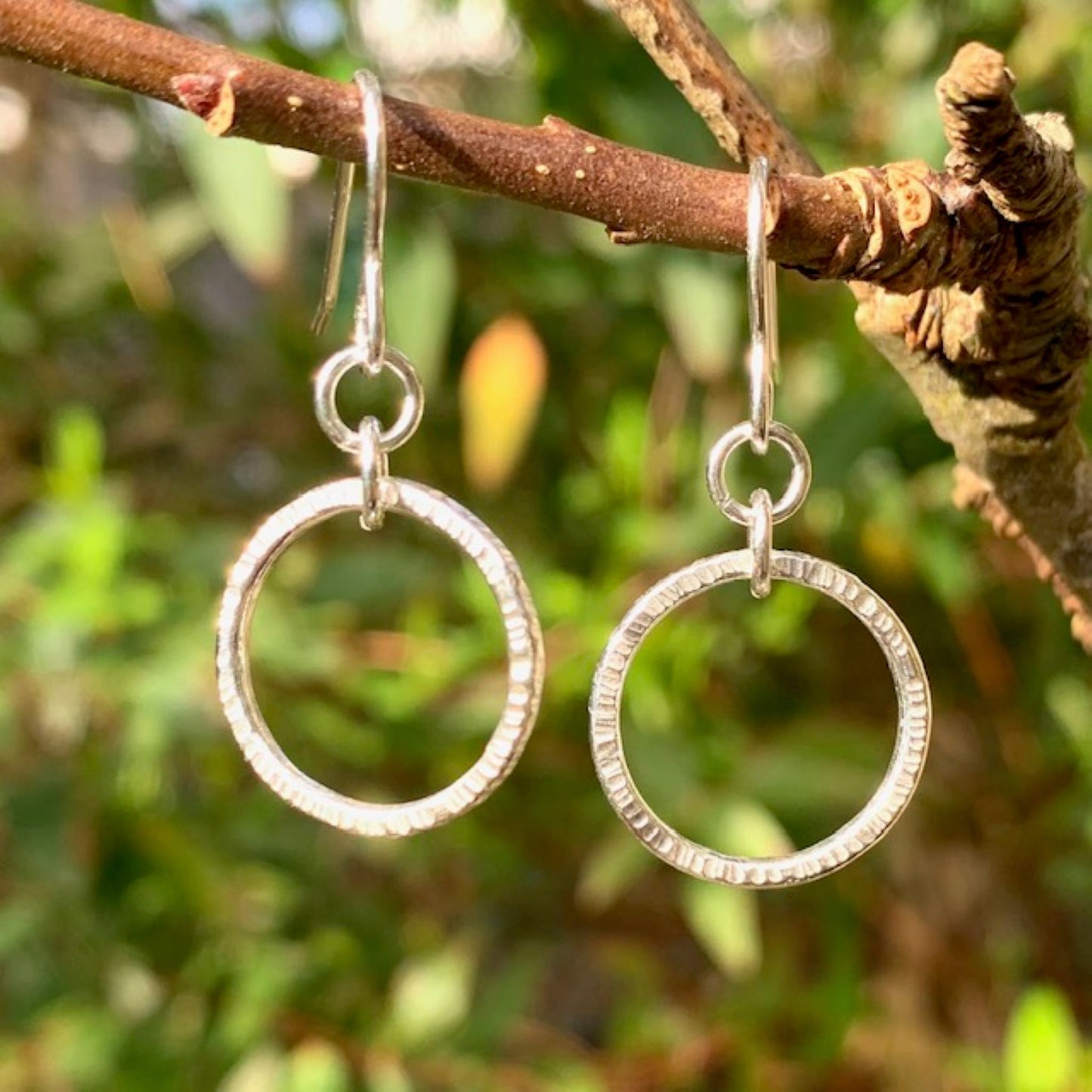 925 Sterling Silver Line Textured Dangly Drop Earrings