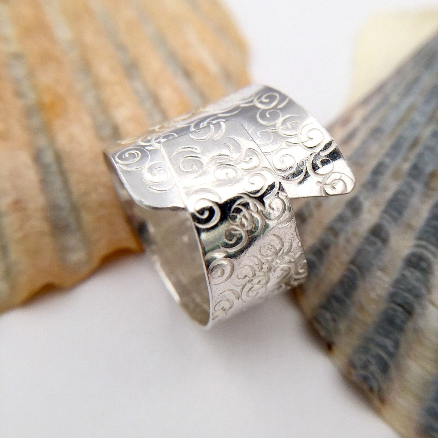 Hammered Circle Pattern Wide Sterling Silver Ring