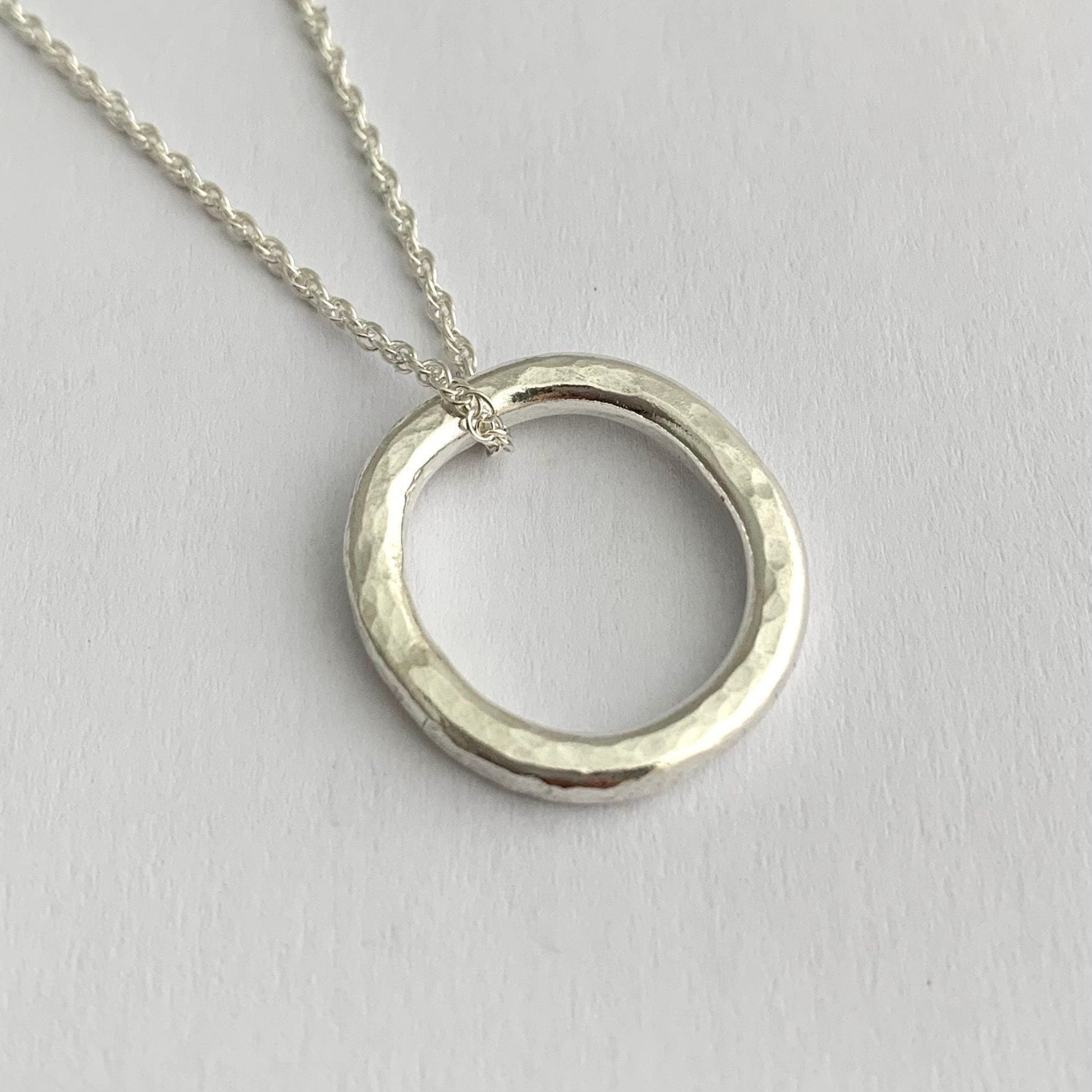 Little Chunky 925 Sterling Silver Hammered Necklace