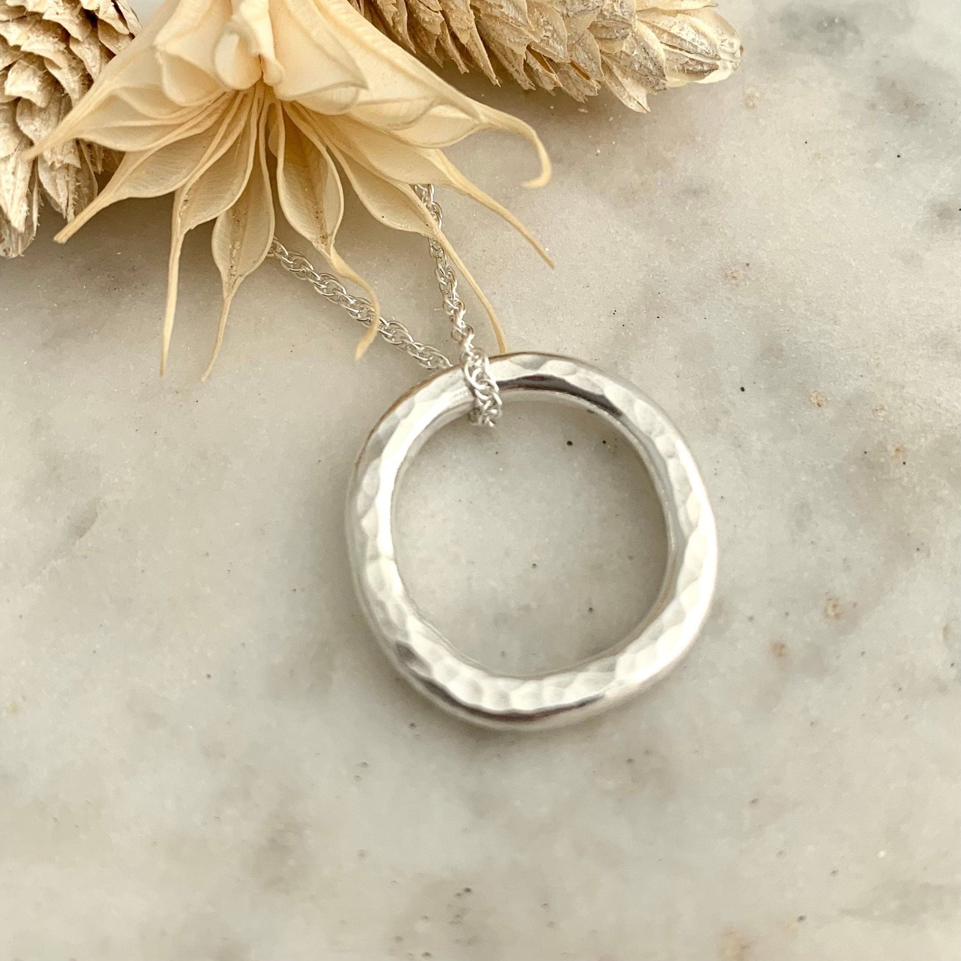 Little Chunky Sterling Silver Hammered circle Necklace 2