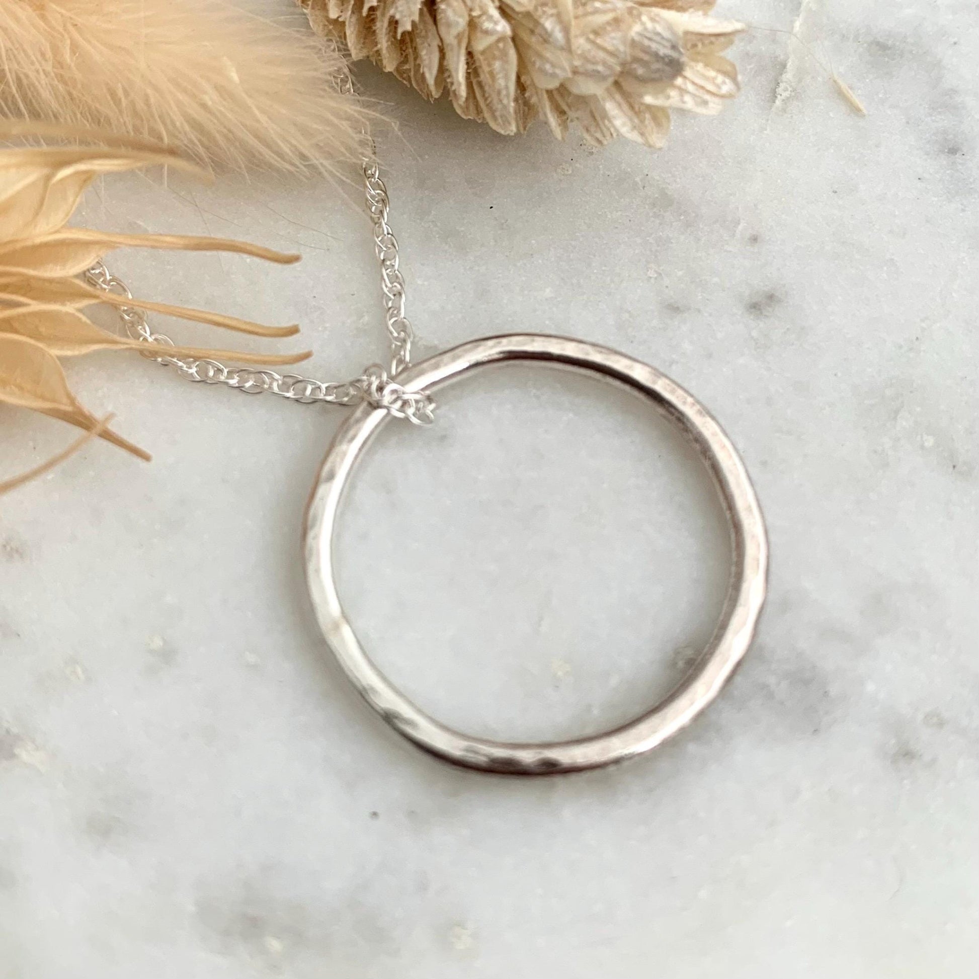 Rustic Hammered 925 Sterling Silver Infinity Circle Necklace 1